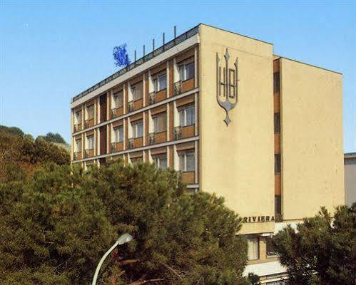 Riviera 3*