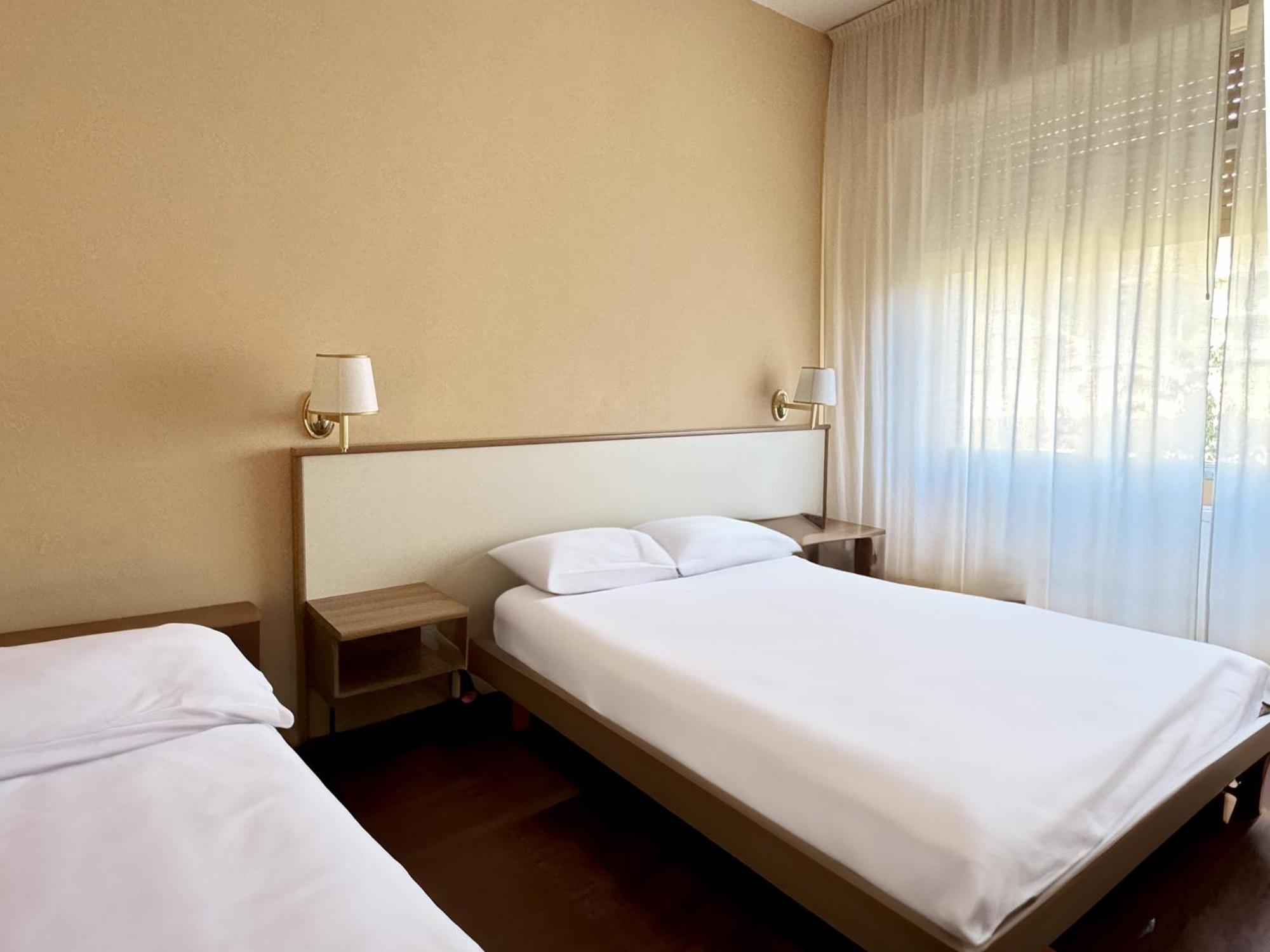 Riviera 3*